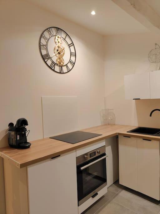 L'Escale Apartment Meyreuil Bagian luar foto