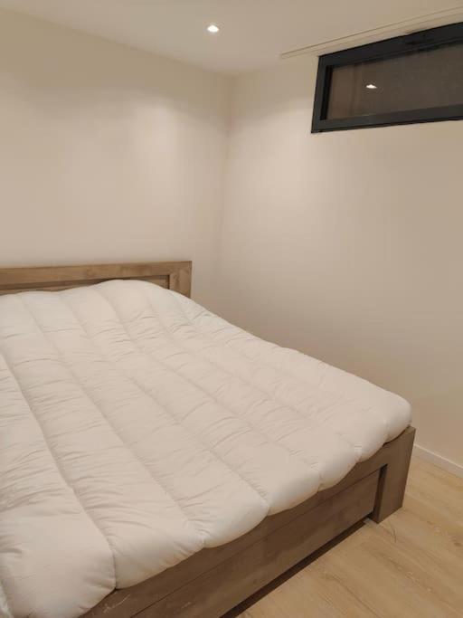 L'Escale Apartment Meyreuil Bagian luar foto