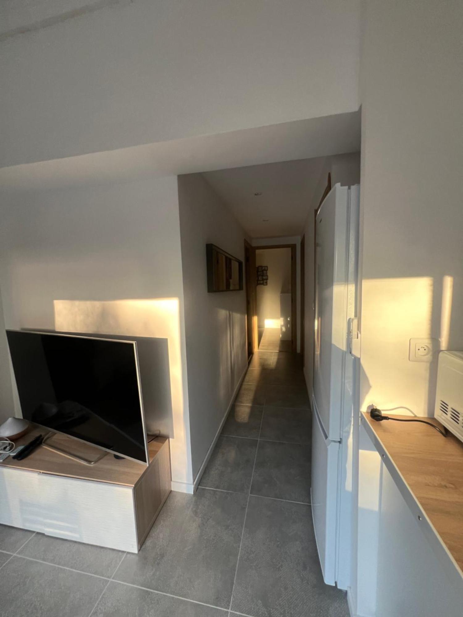 L'Escale Apartment Meyreuil Bagian luar foto
