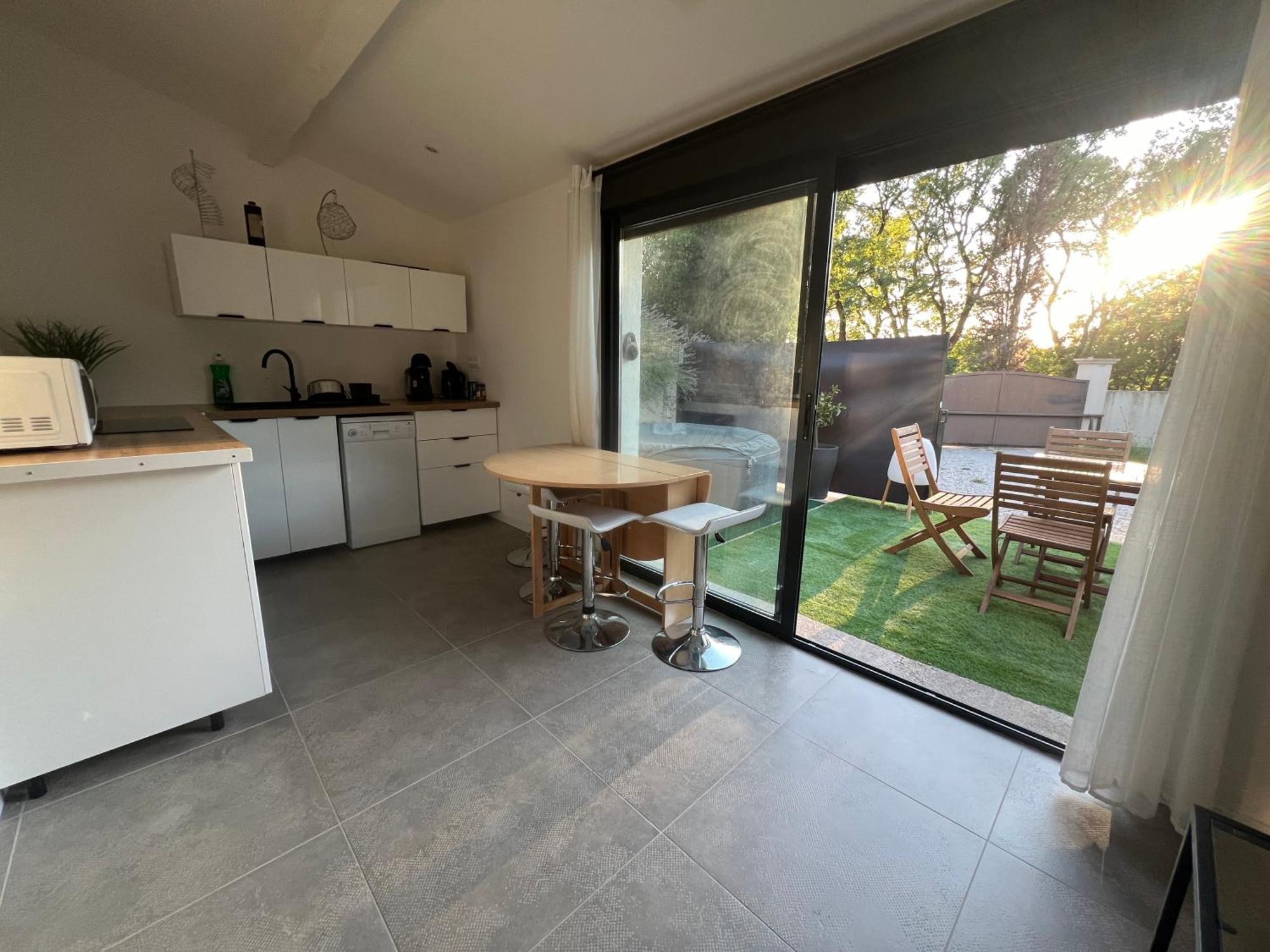 L'Escale Apartment Meyreuil Bagian luar foto